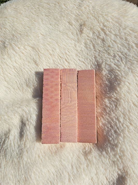 Strawberry & Blueberry Balsa Chew
